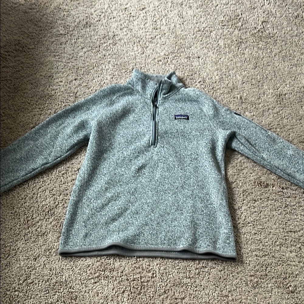 Grey Patagonia Women’s Quarterzip